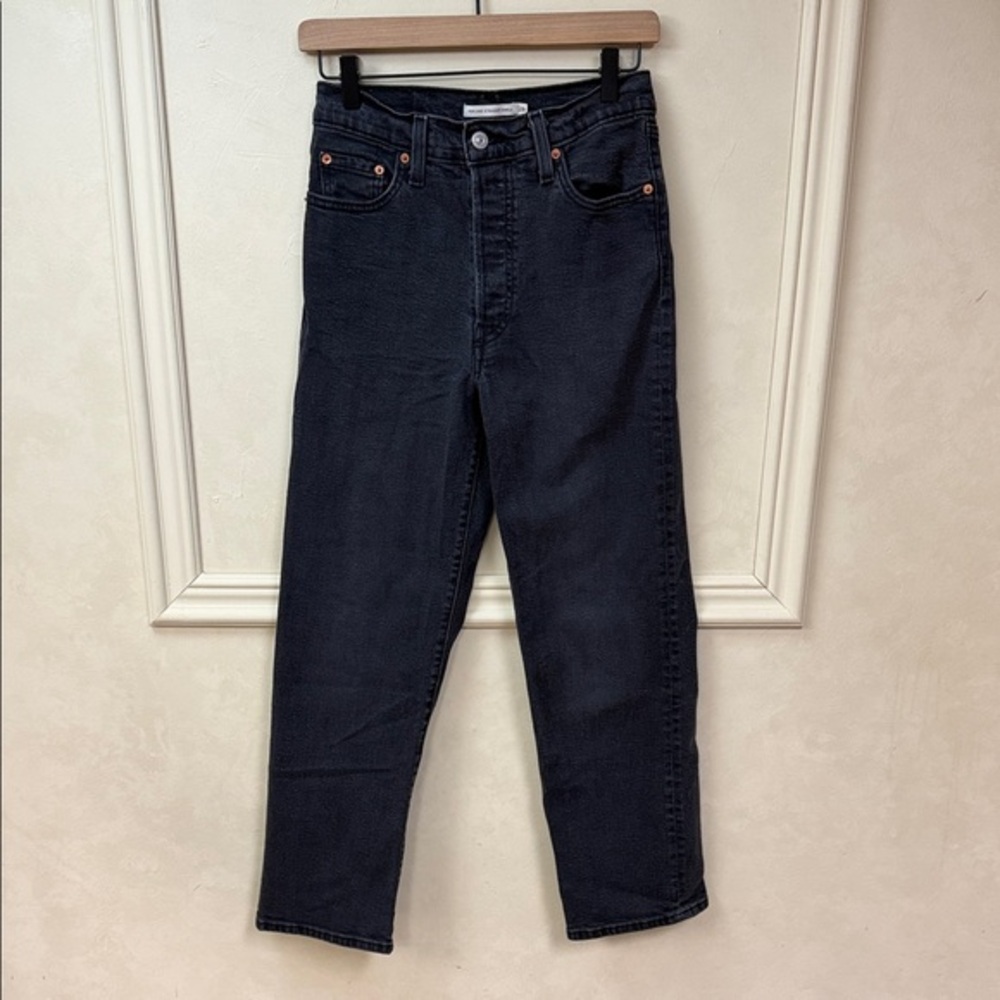 LEVI’S RIBCAGE STRAIGHT ANKLE JEANS